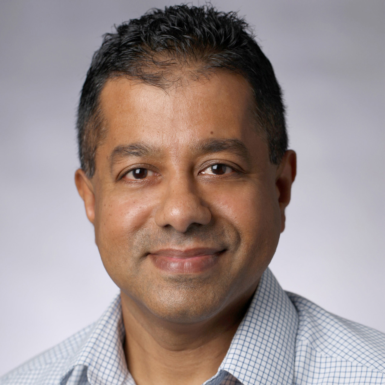 A head shot of Mayur Amonkar