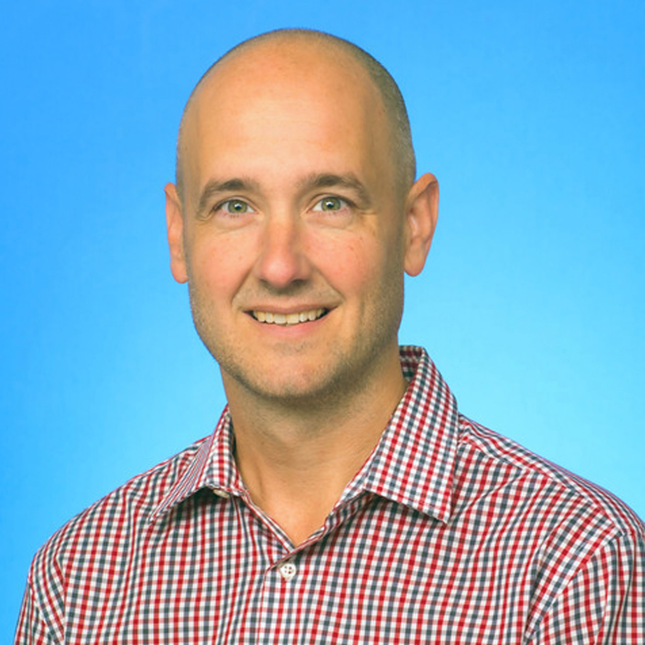 A head shot of Aaron Cumpston