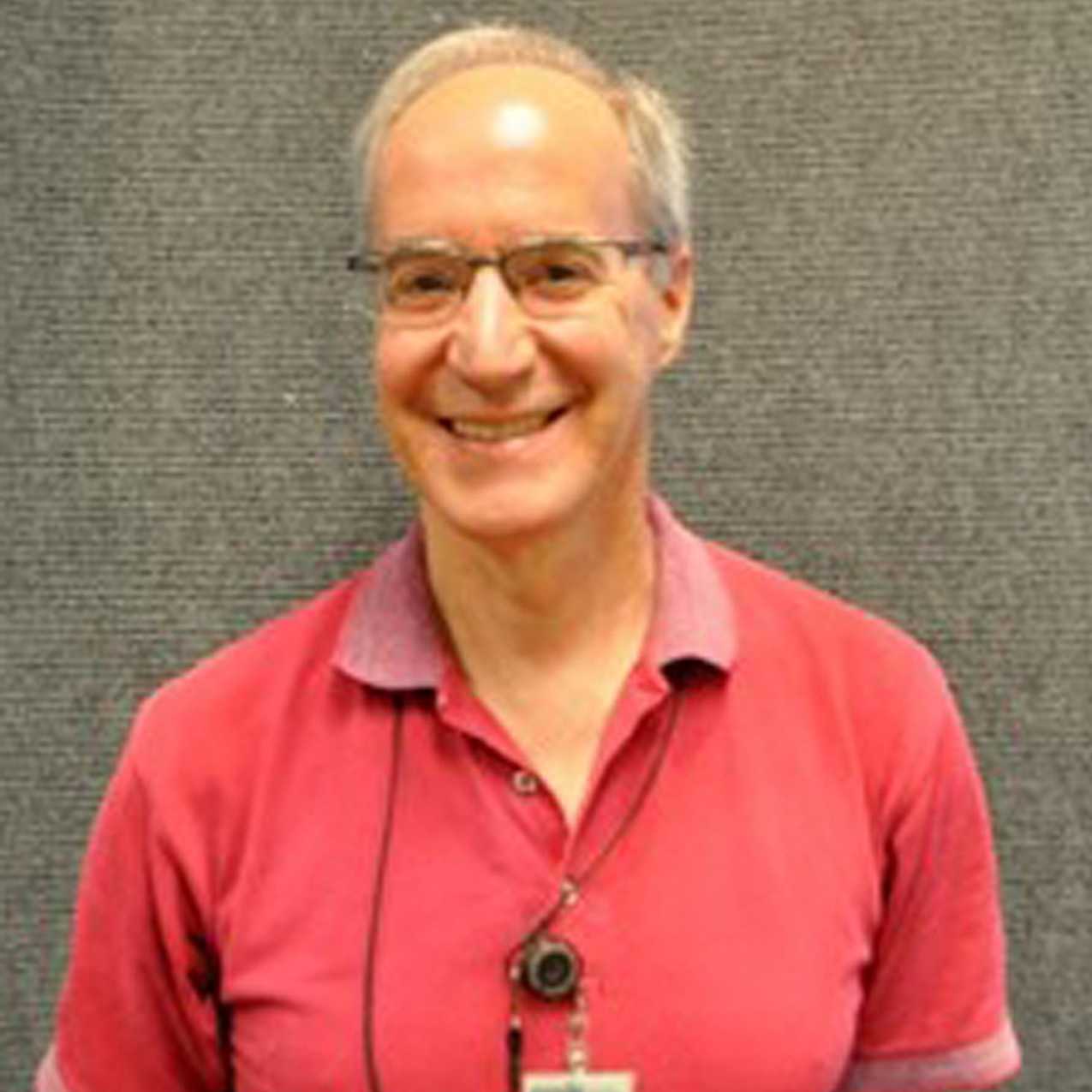 A head shot of Stephen Leonard